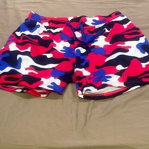 NWOT colored camouflage short fetish shorts extra large